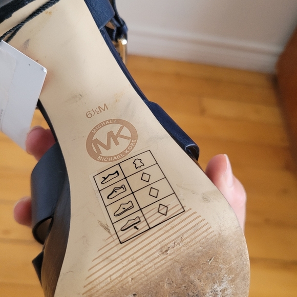 Michael Kors Navy Platform Heels - Picture 5 of 6